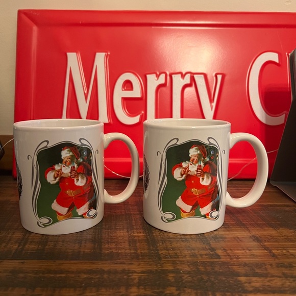 Vintage 75th anniversary Coca Cola Santa mugs - Picture 3 of 4